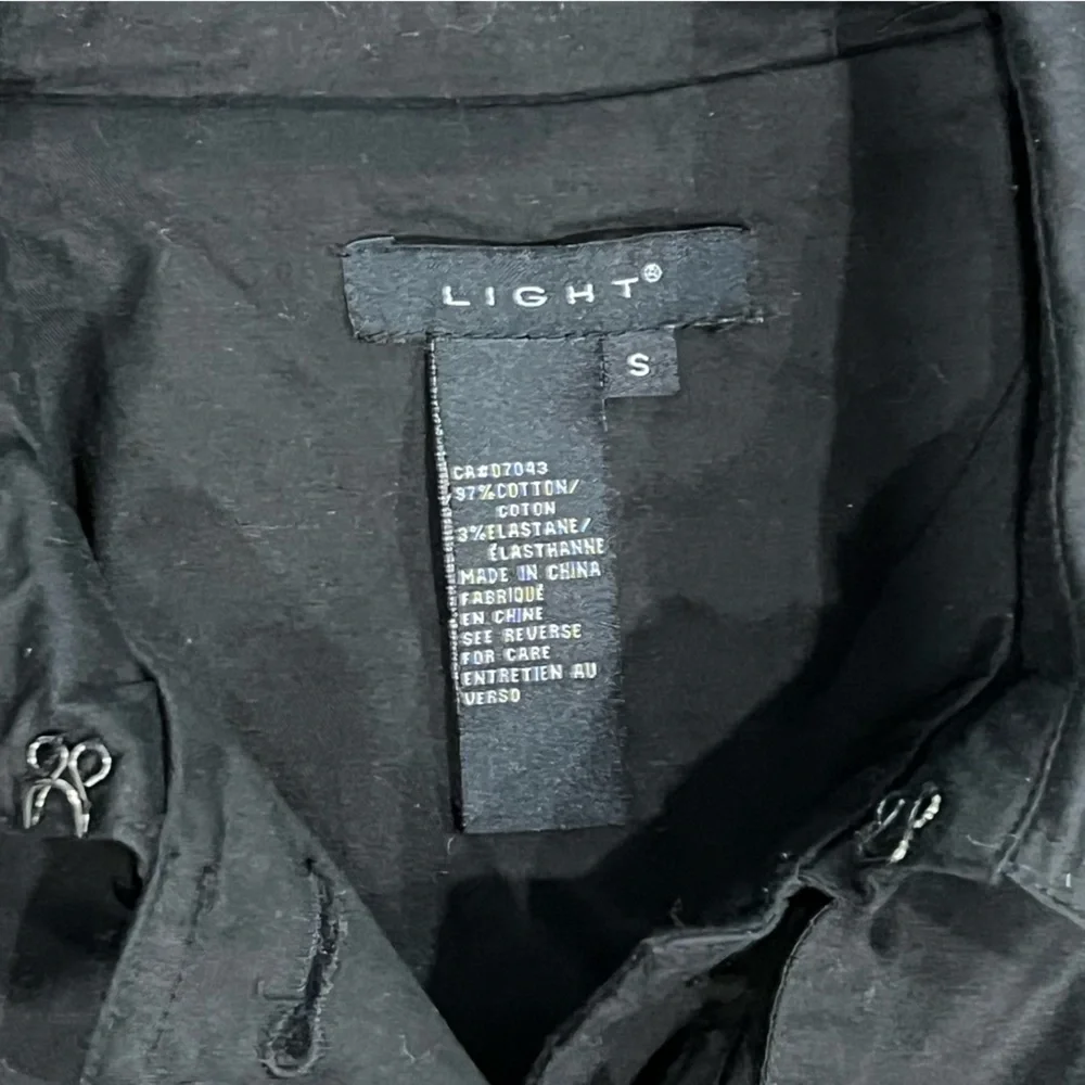 Light Button Up Jacket - Picture 8 of 12